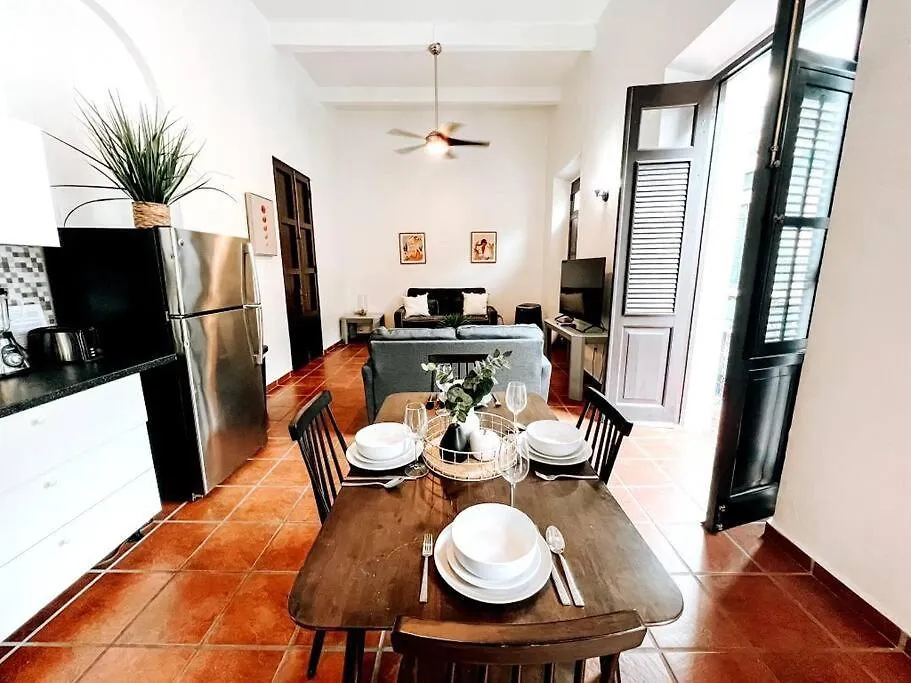 65 Fortaleza 1 - N Colonial Apt W/ Balconies & Views Appartement San Juan